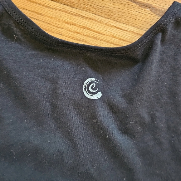 NWT Calme by Johnny Was Size Small Cropped Black Tee with Breast Pocket Cotton - Picture 6 of 7